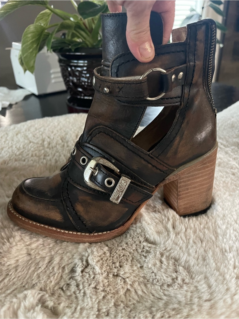 Freebird Booties - Picture 2 of 6